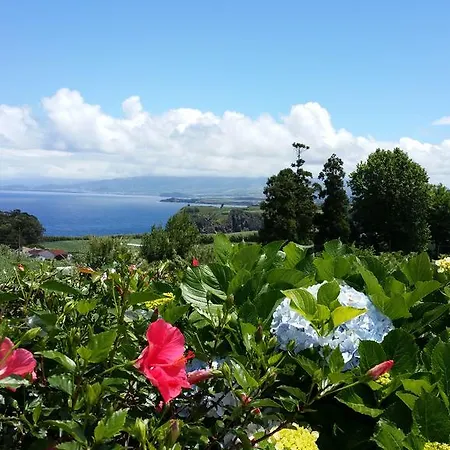 Casas Do Monte Santo Antonio (Sao Miguel)