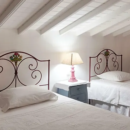 Фермерский дом Casas Do Monte