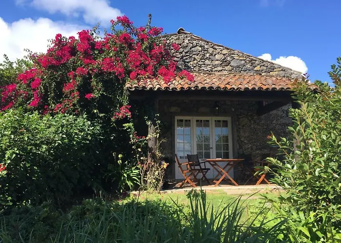 Casas Do Monte * Santo Antonio (Sao Miguel)